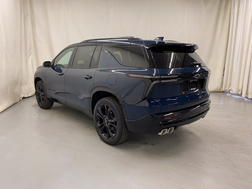 New 2027 Chevrolet Traverse RS w/ LPO, Floor Liner Package AWD/4WD image 5