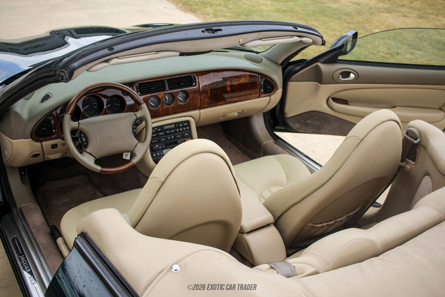 Used 1999 Jaguar XK8 Convertible RWD image 37