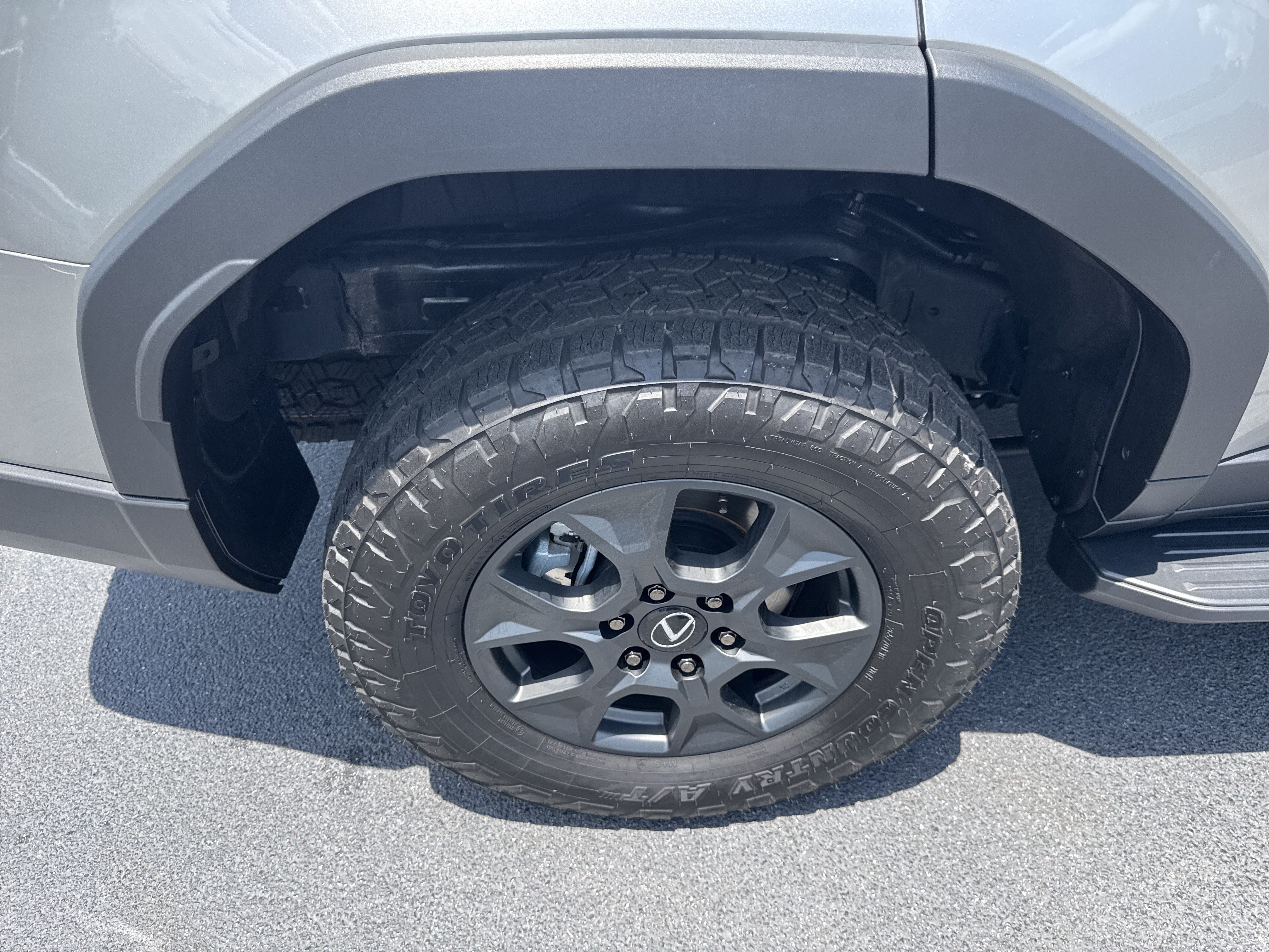 Used 2026 Lexus GX 550 AWD/4WD image 11