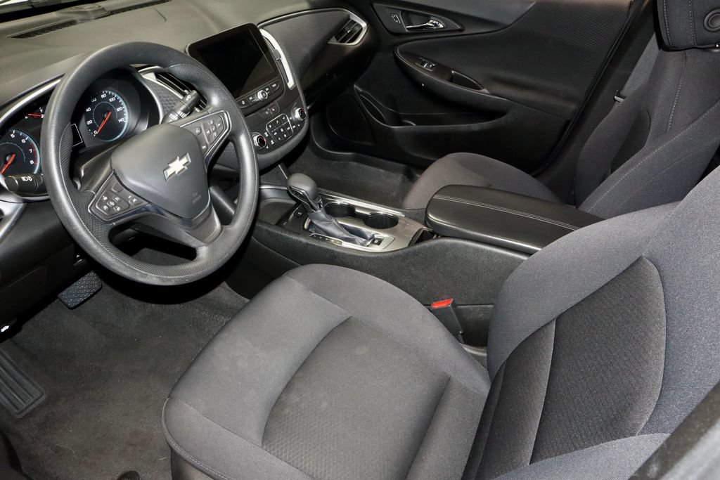 Used 2024 Chevrolet Malibu LT FWD image 22