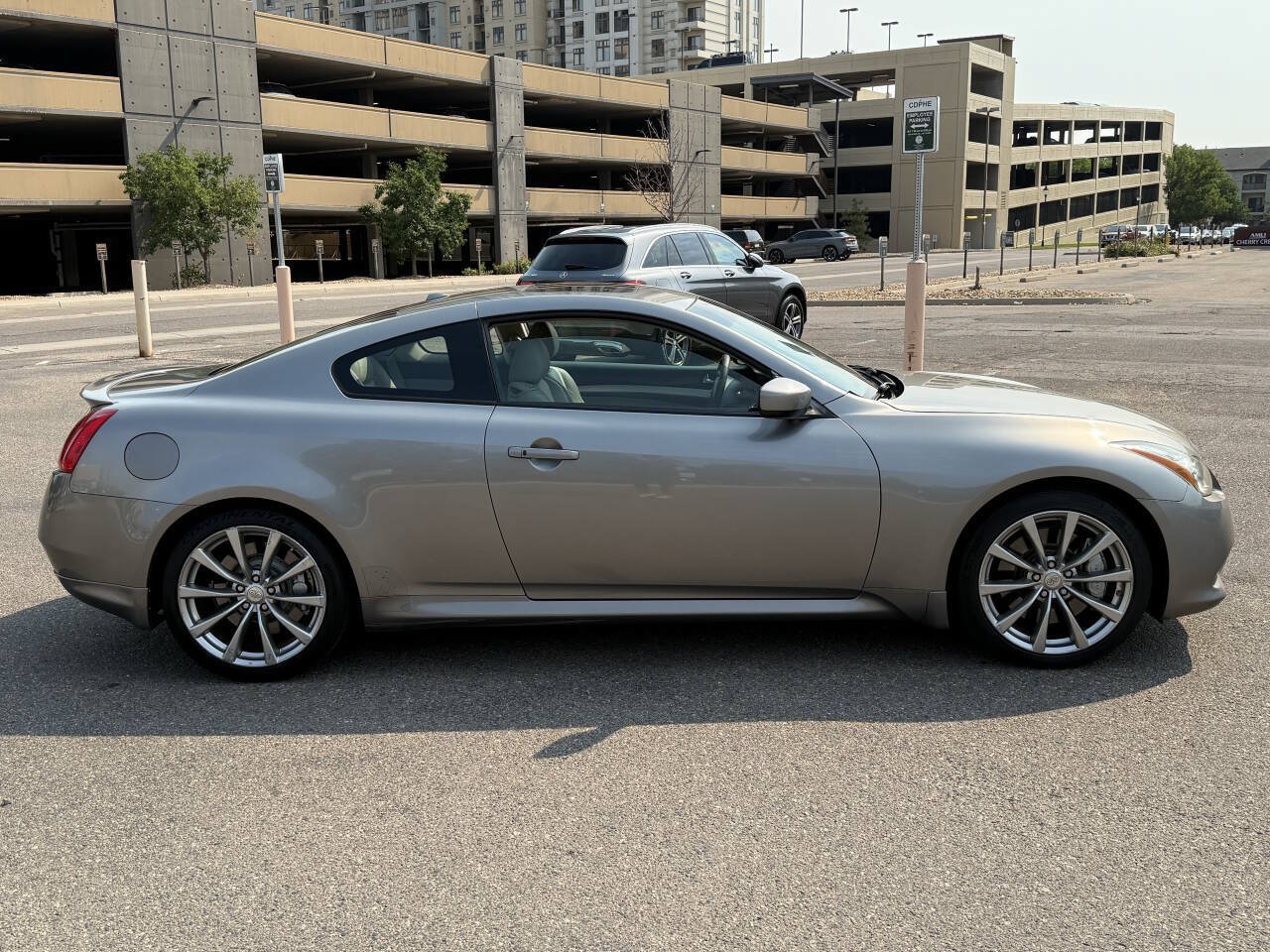 Used 2008 INFINITI G37 Sport w/ Premium Pkg RWD image 6