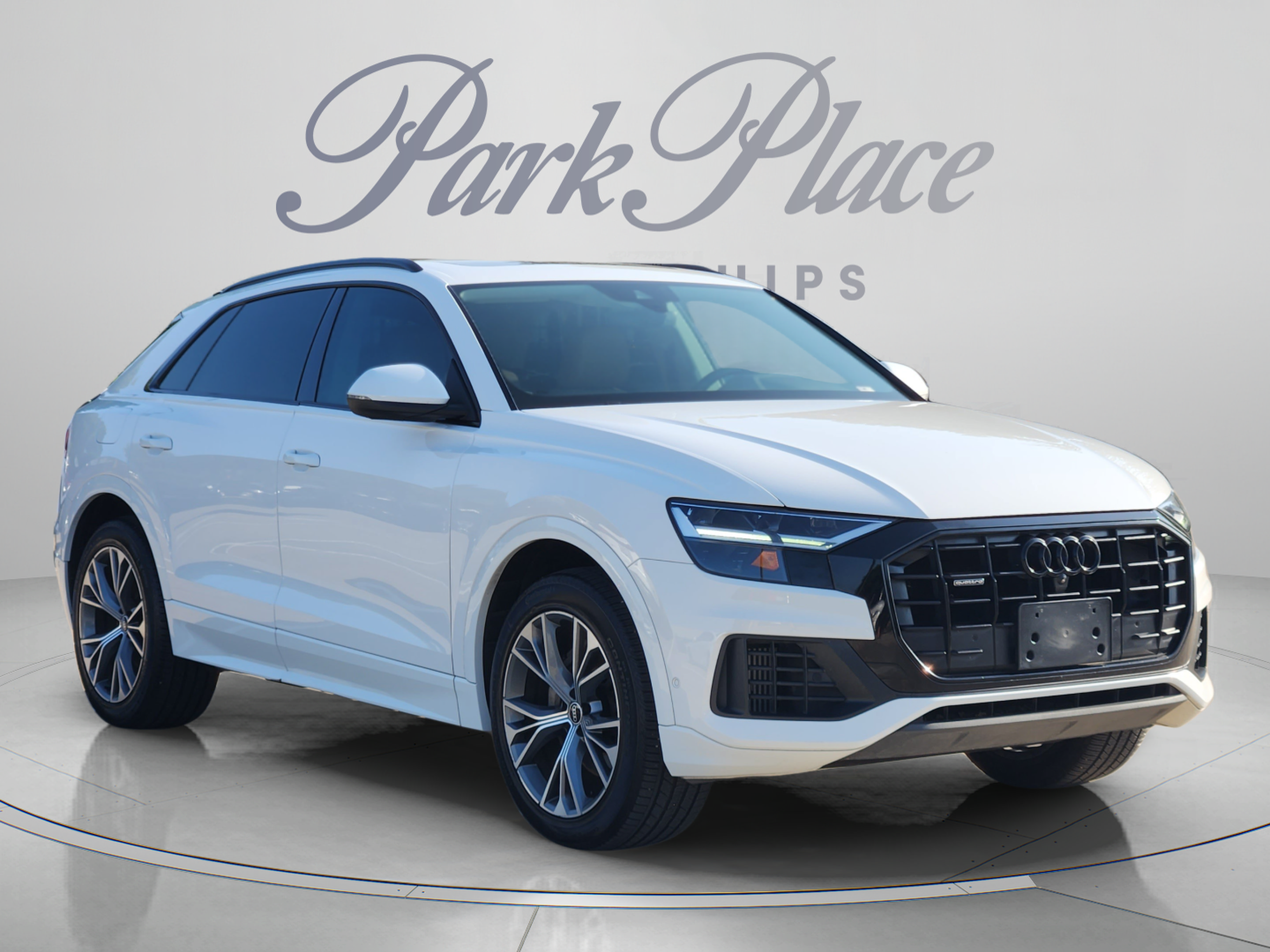 Used 2021 Audi Q8 Premium w/ Black Optic Package AWD/4WD image 4