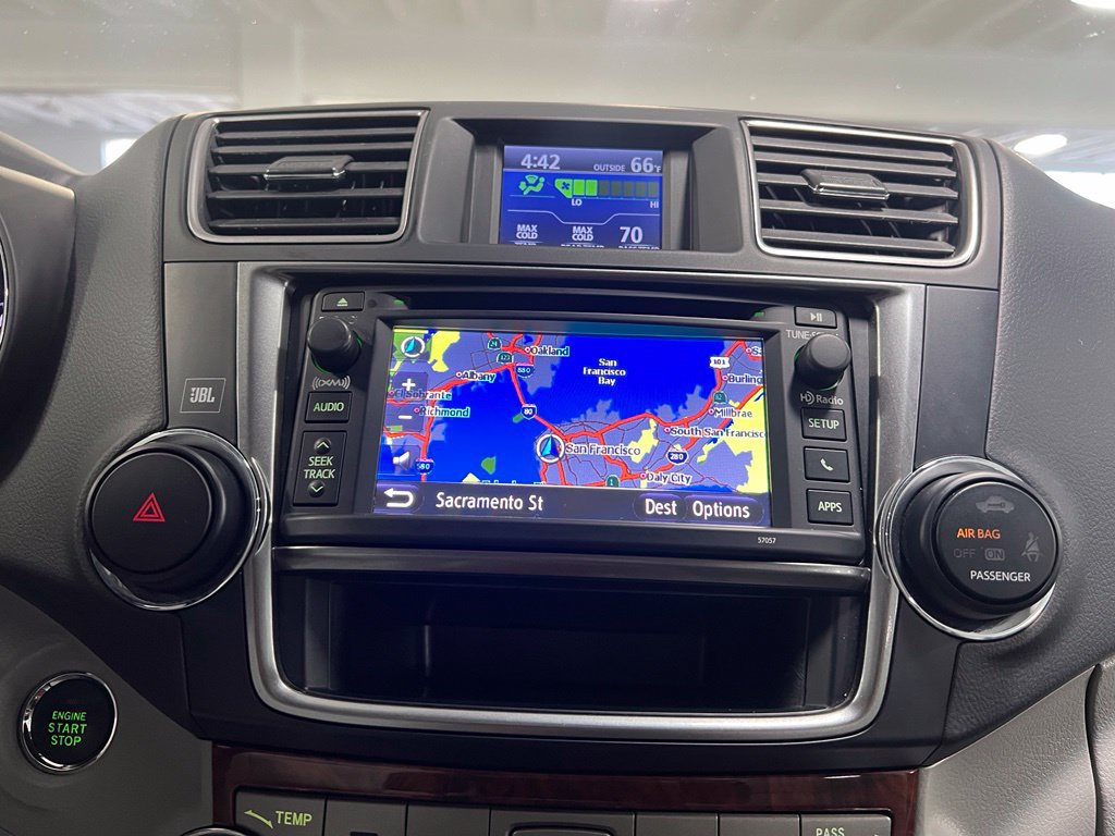 Used 2013 Toyota Highlander Limited FWD image 31