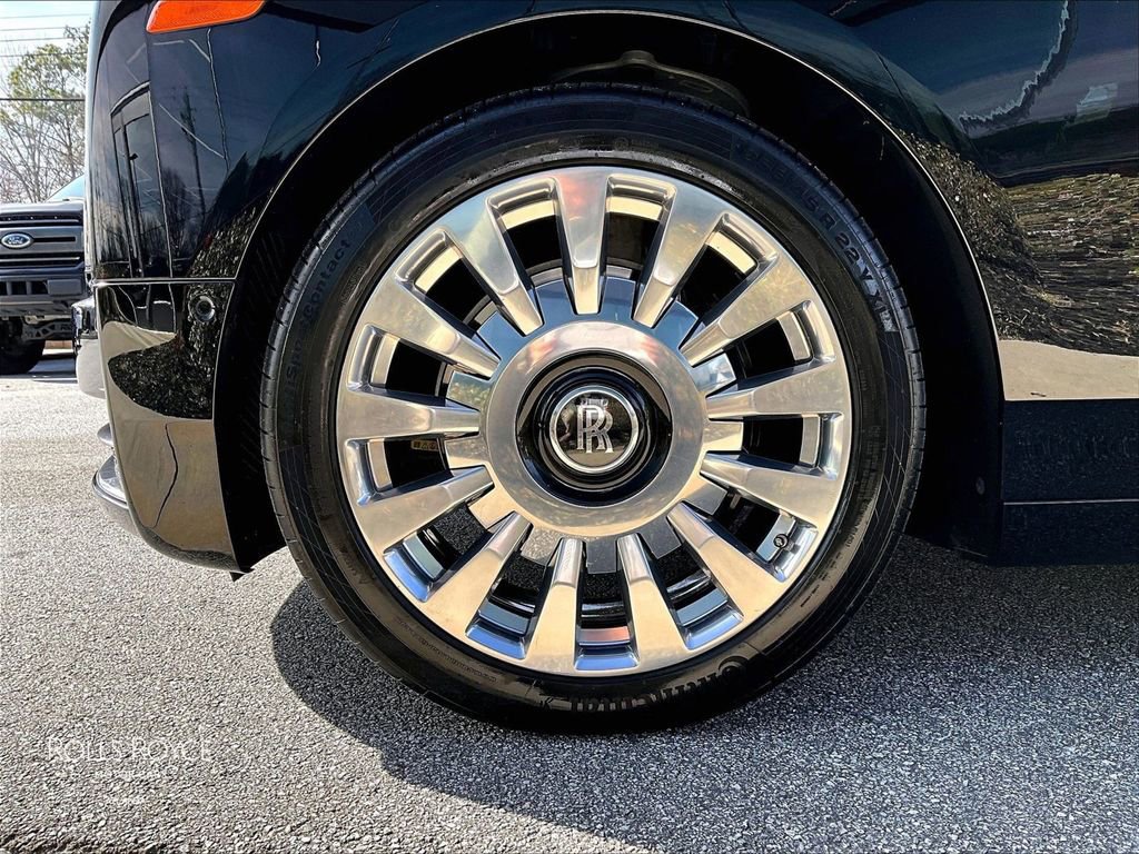 Used 2020 Rolls-Royce Phantom Sedan image 10