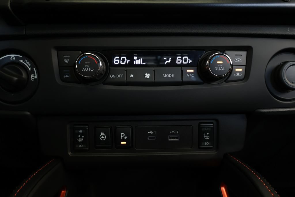 Used 2025 Nissan Frontier PRO-4X w/ Pro Premium Package AWD/4WD image 39