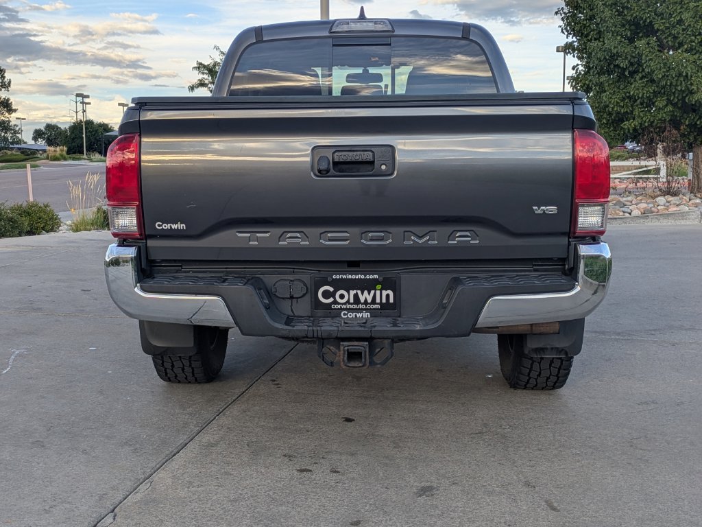 Used 2017 Toyota Tacoma TRD Off-Road w/ Tow Package (A/T) AWD/4WD image 7