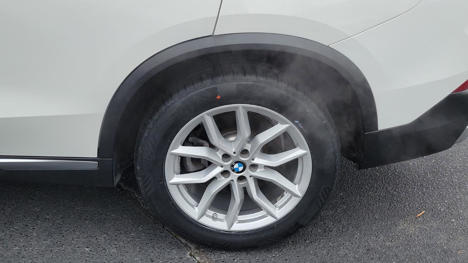 Used 2020 BMW X5 sDrive40i image 13