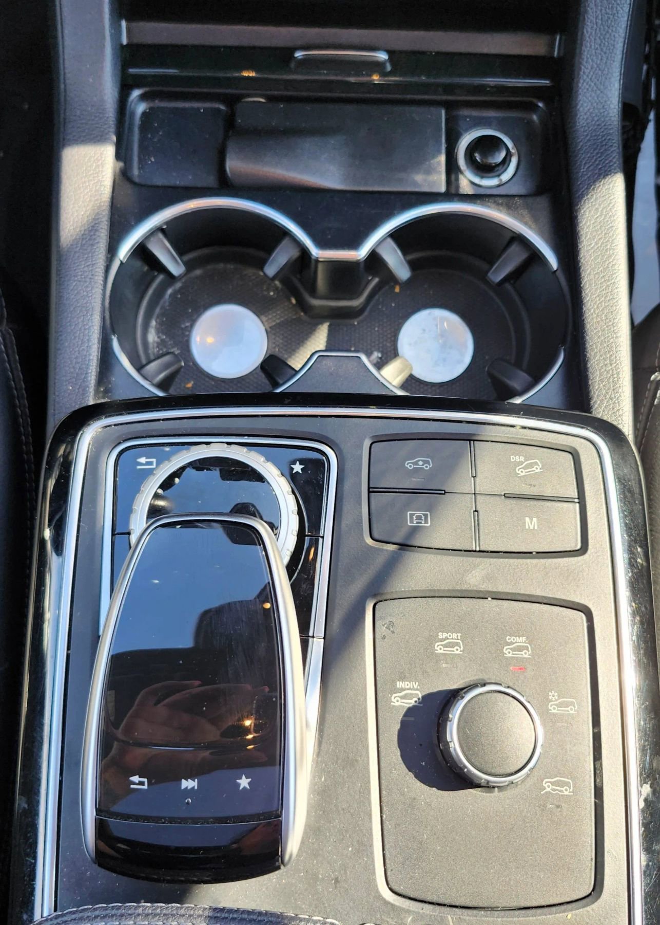 Used 2018 Mercedes-Benz GLS 550 4MATIC image 37