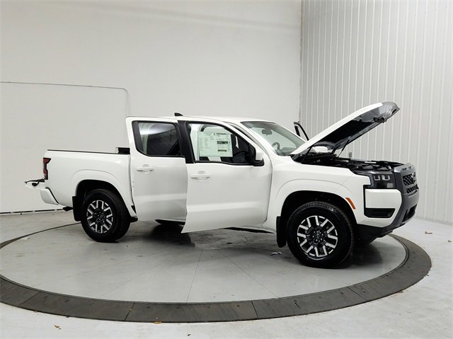 New 2026 Nissan Frontier SV w/ All-Weather Content Package image 9