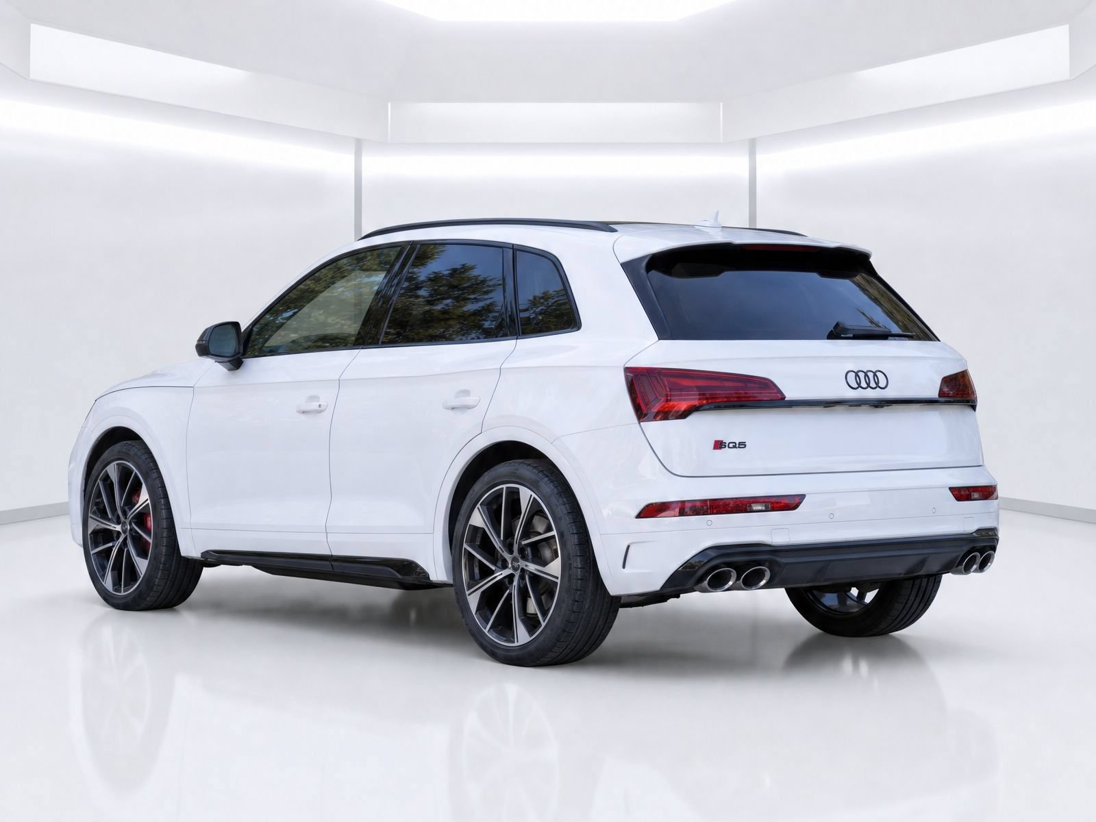 Certified 2023 Audi SQ5 Premium Plus w/ Premium Plus Package AWD/4WD image 7