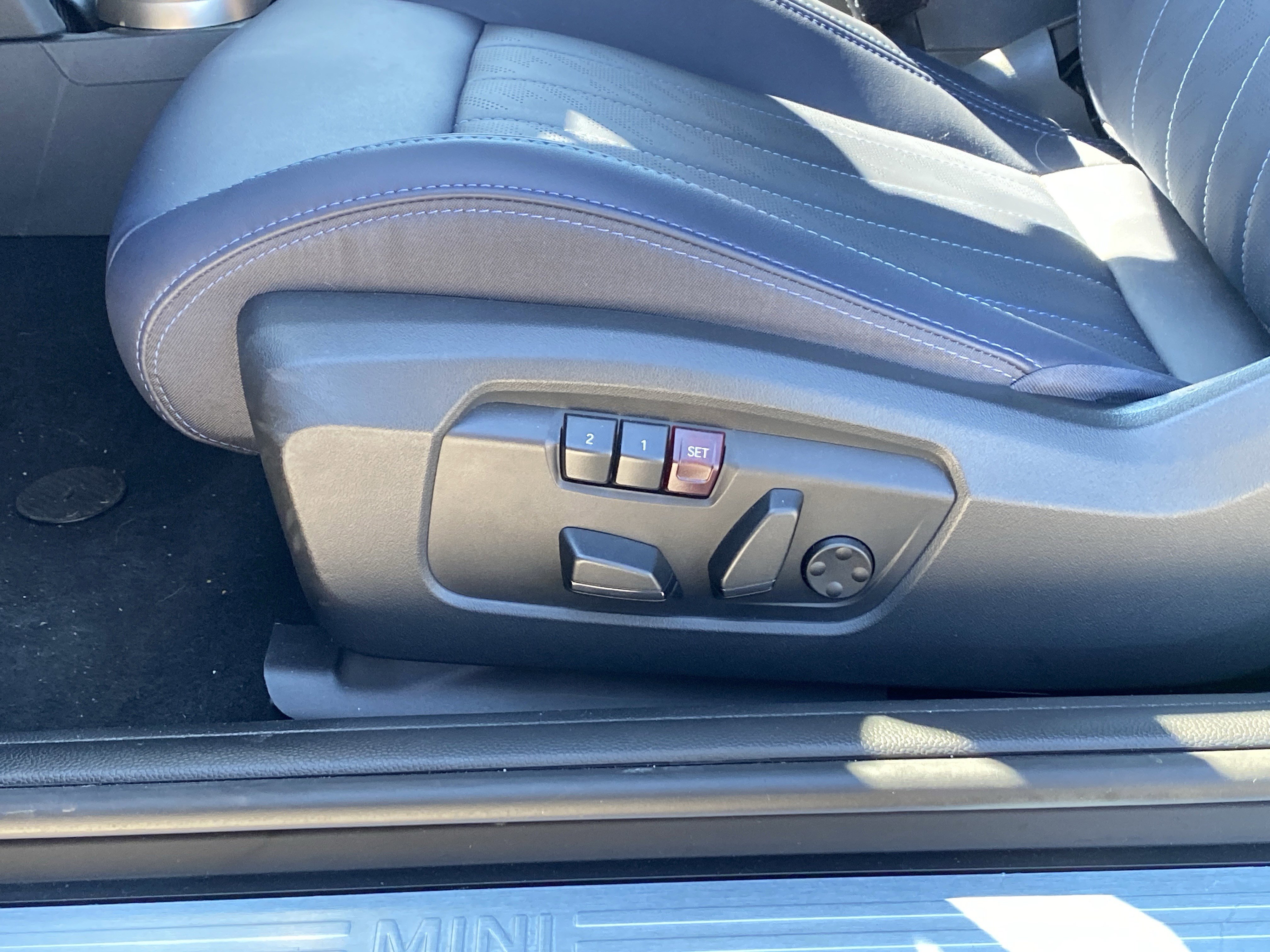 Certified 2025 MINI Cooper S image 25