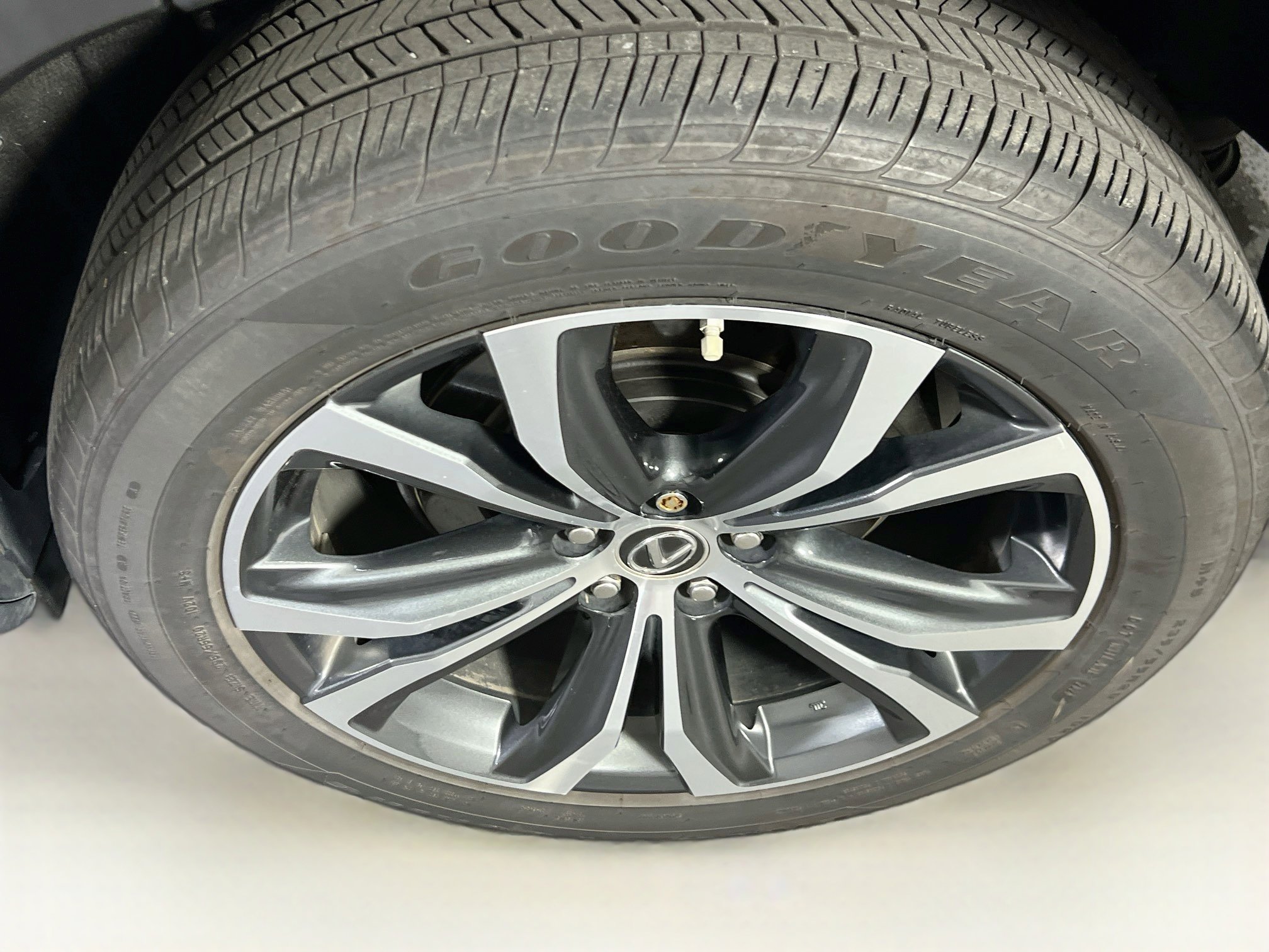 Used 2022 Lexus RX 350 AWD w/ Premium Package image 31
