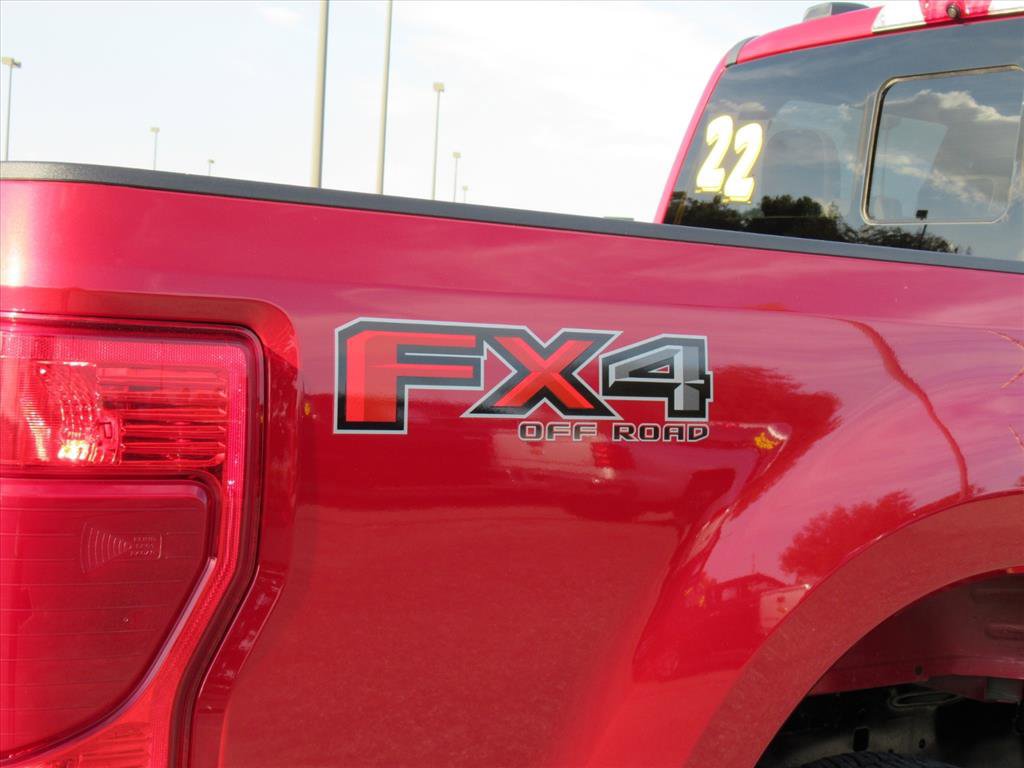 Used 2022 Ford F250 Lariat w/ Chrome Package image 8