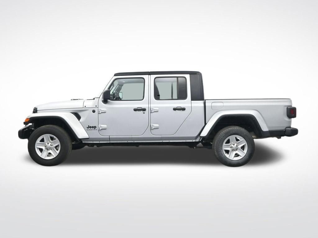 Used 2023 Jeep Gladiator Sport AWD/4WD image 10