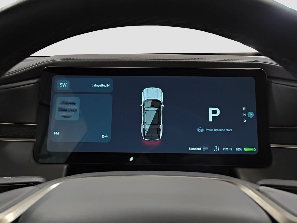 Used 2025 Rivian R1S Adventure Dual AWD/4WD image 11