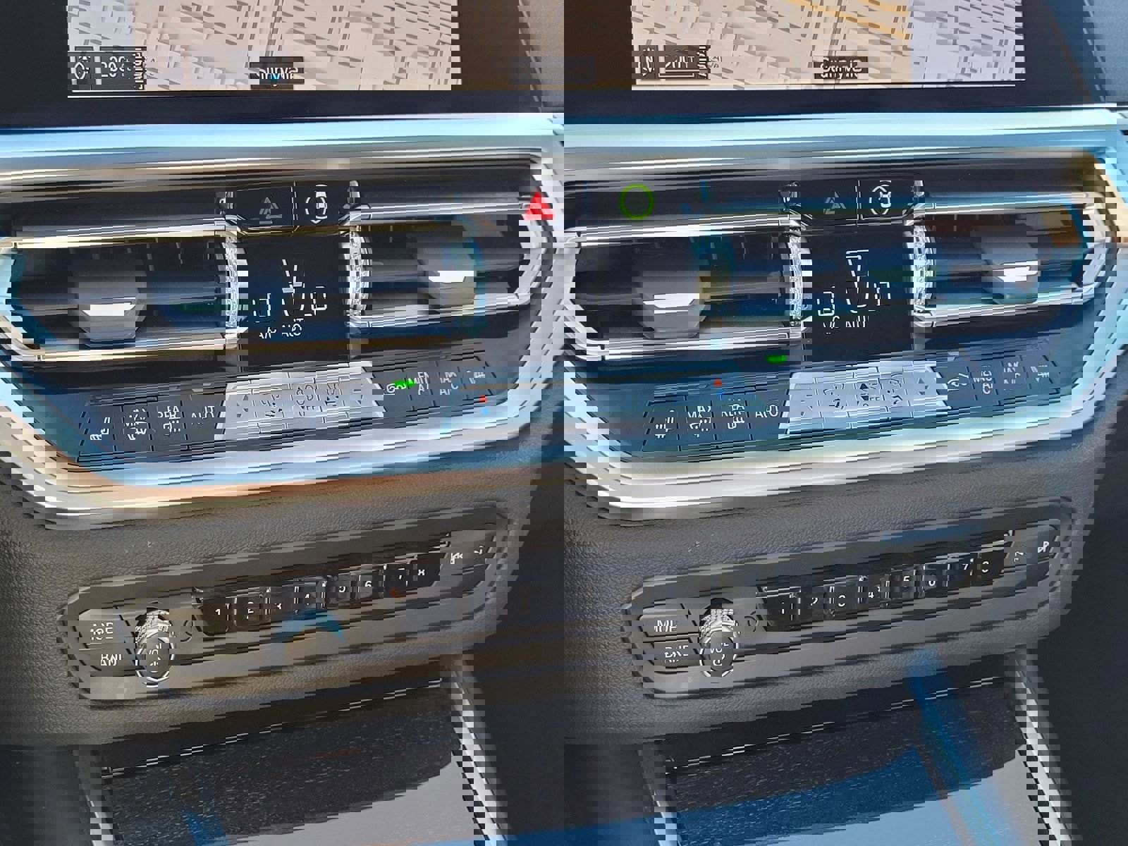 Used 2022 BMW 330e xDrive w/ Premium Package image 25