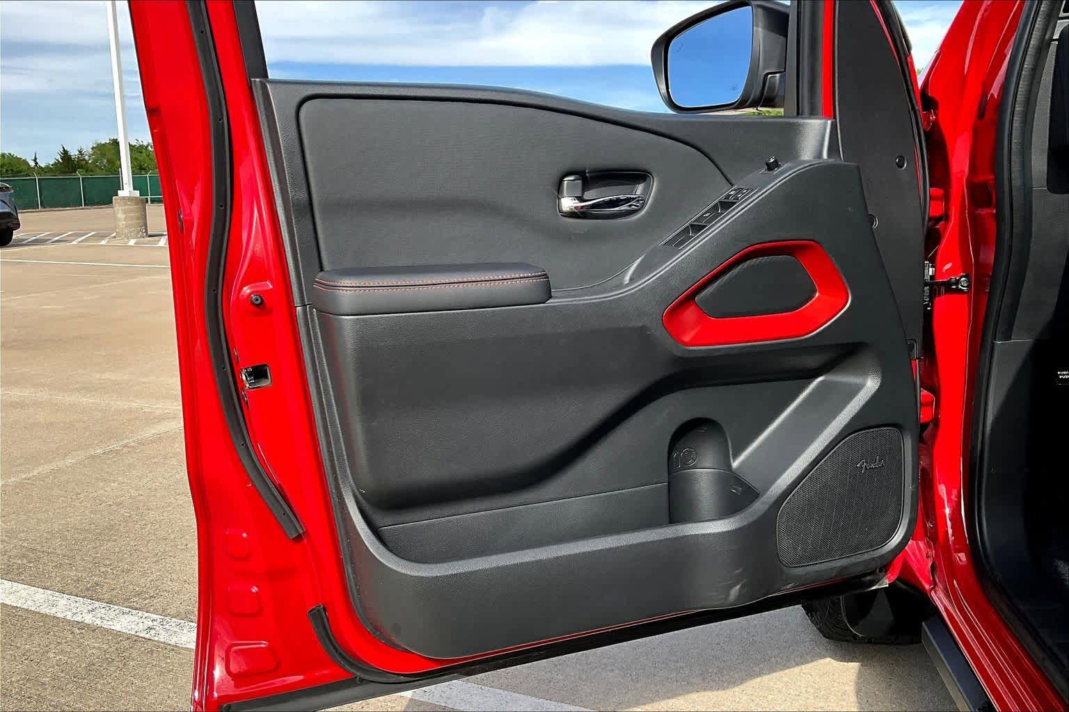 Used 2024 Nissan Frontier Pro-X w/ Pro Premium Package image 22