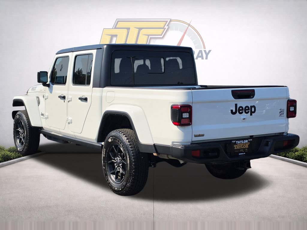 Used 2026 Jeep Gladiator Sport AWD/4WD image 8