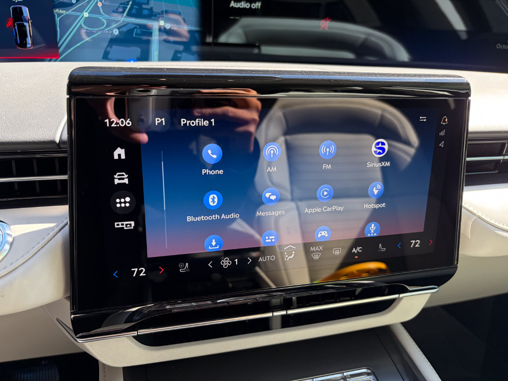 New 2026 Lincoln Nautilus Reserve AWD/4WD image 43