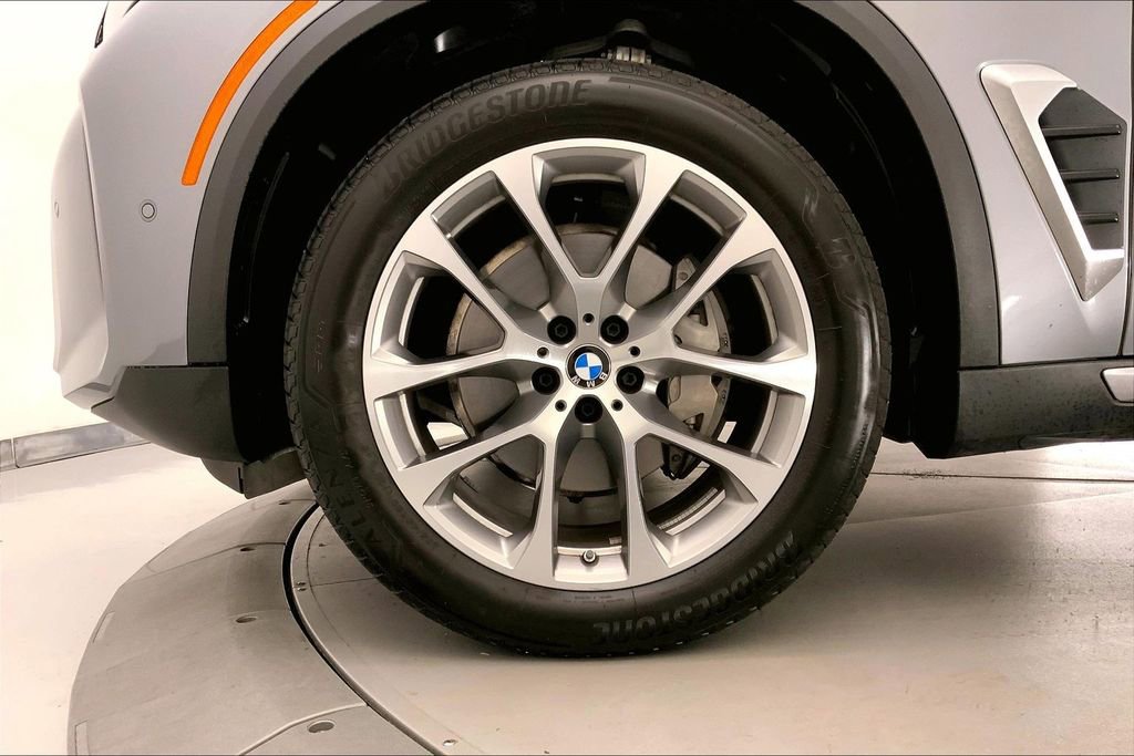 Certified 2026 BMW X5 xDrive40i AWD/4WD image 8