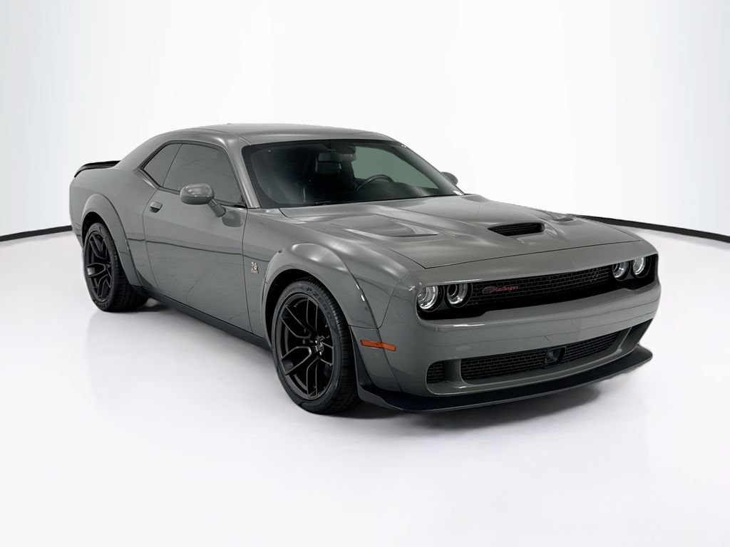 Used 2019 Dodge Challenger R/T Scat Pack RWD image 3