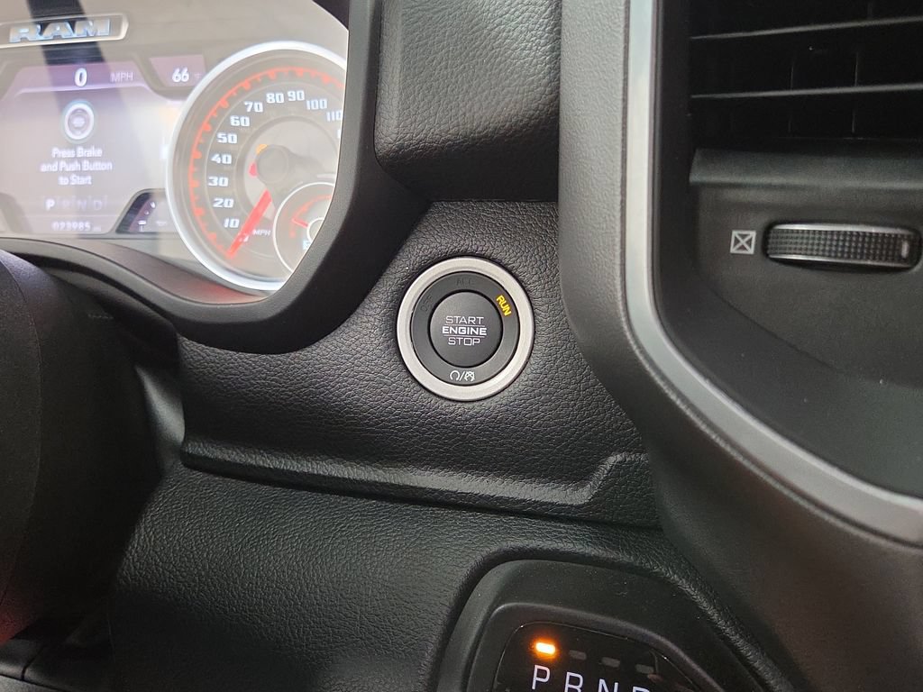Used 2022 RAM 1500 Big Horn AWD/4WD image 17