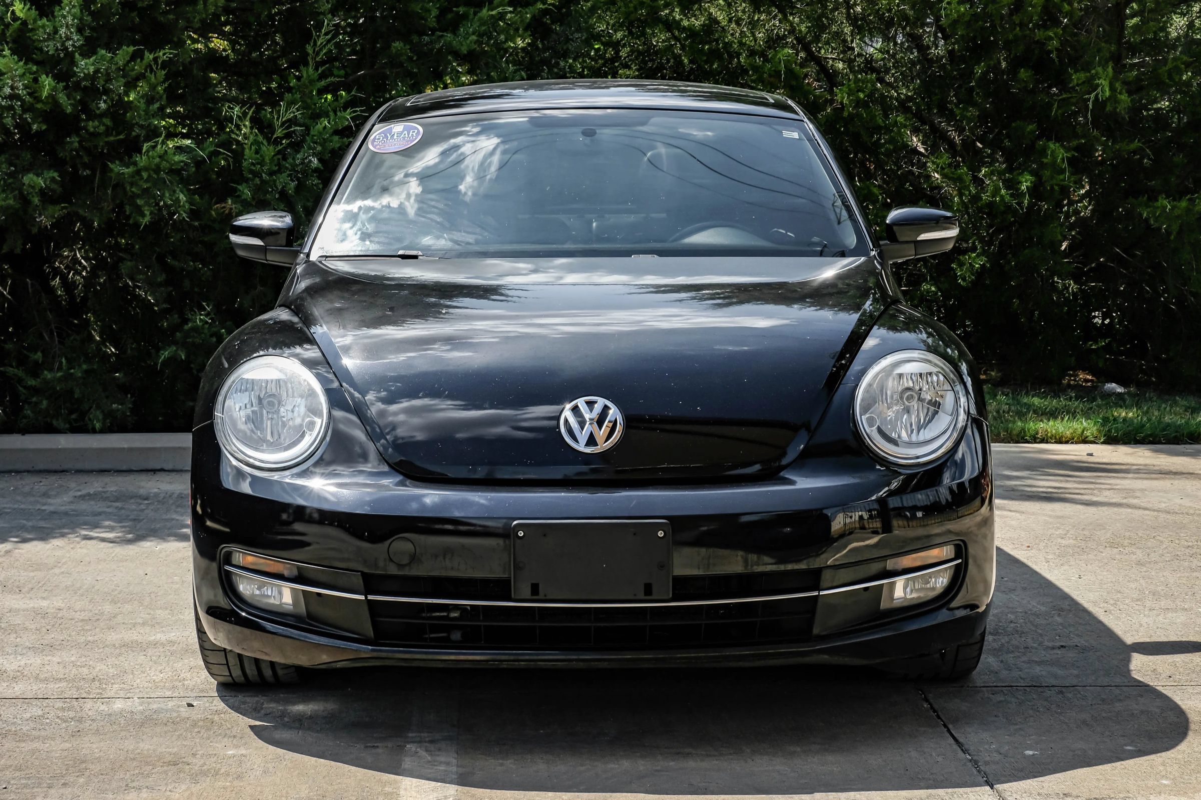 Used 2012 Volkswagen Beetle 2.0T FWD image 6