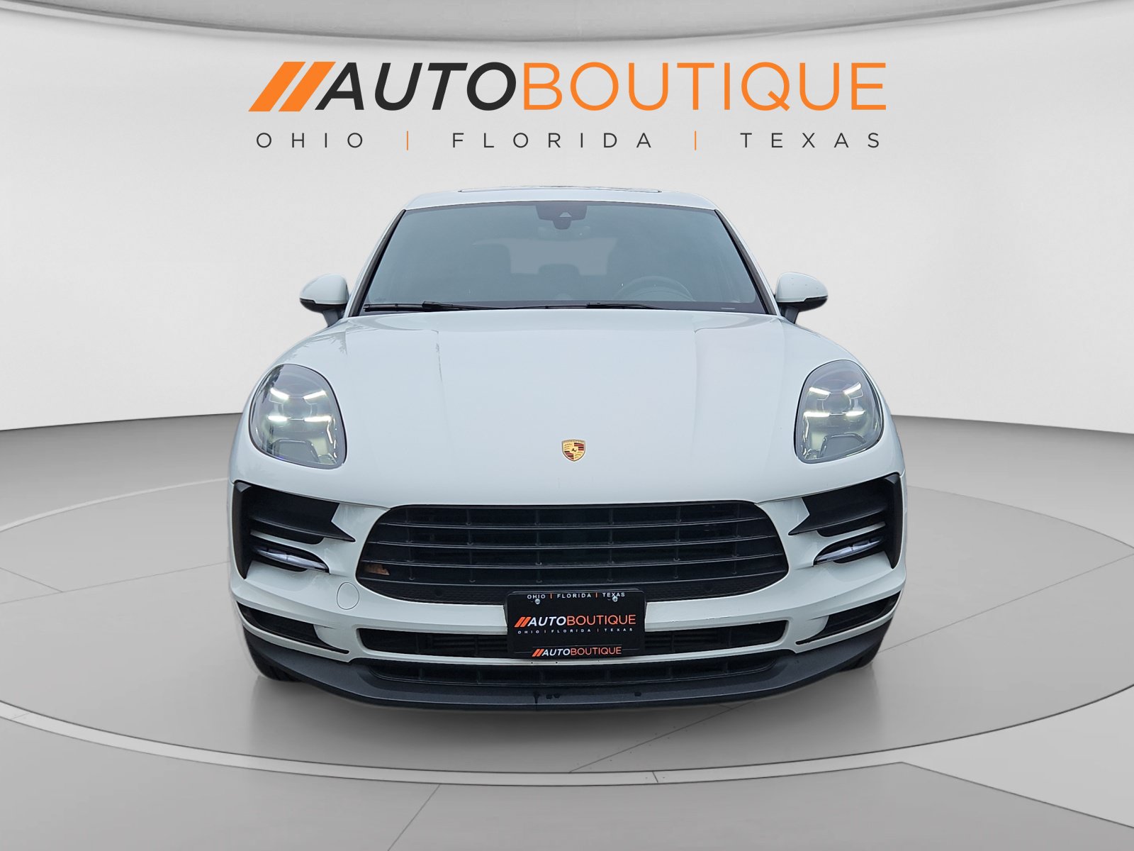 Used 2020 Porsche Macan AWD/4WD image 8