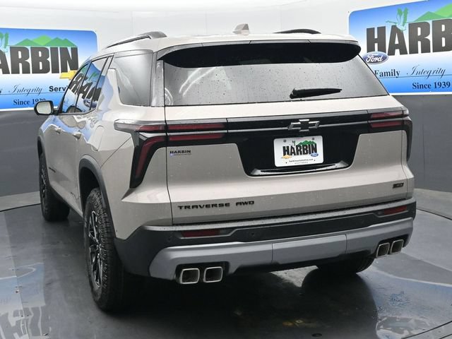 New 2026 Chevrolet Traverse Z71 w/ Enhanced Driving Package AWD/4WD image 4