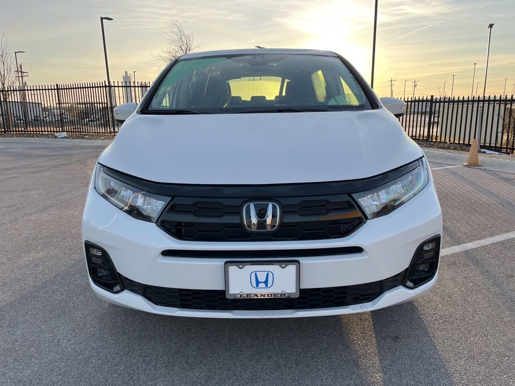 Certified 2026 Honda Odyssey Elite image 2