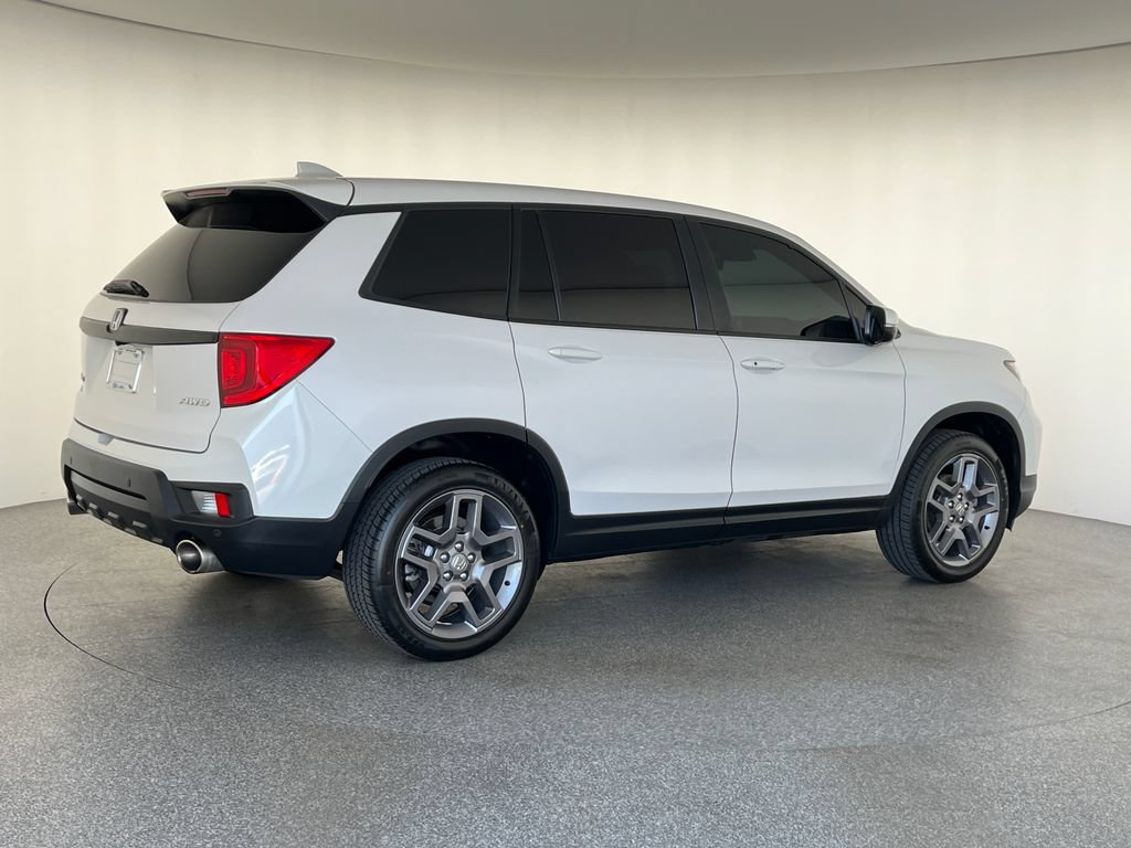Used 2023 Honda Passport EX-L image 3