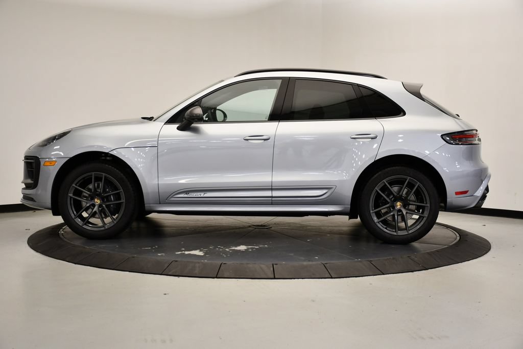 Certified 2026 Porsche Macan Turbo AWD/4WD image 2