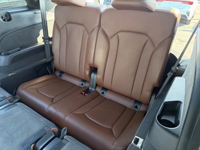 Used 2017 Audi Q7 3.0T Premium Plus image 36