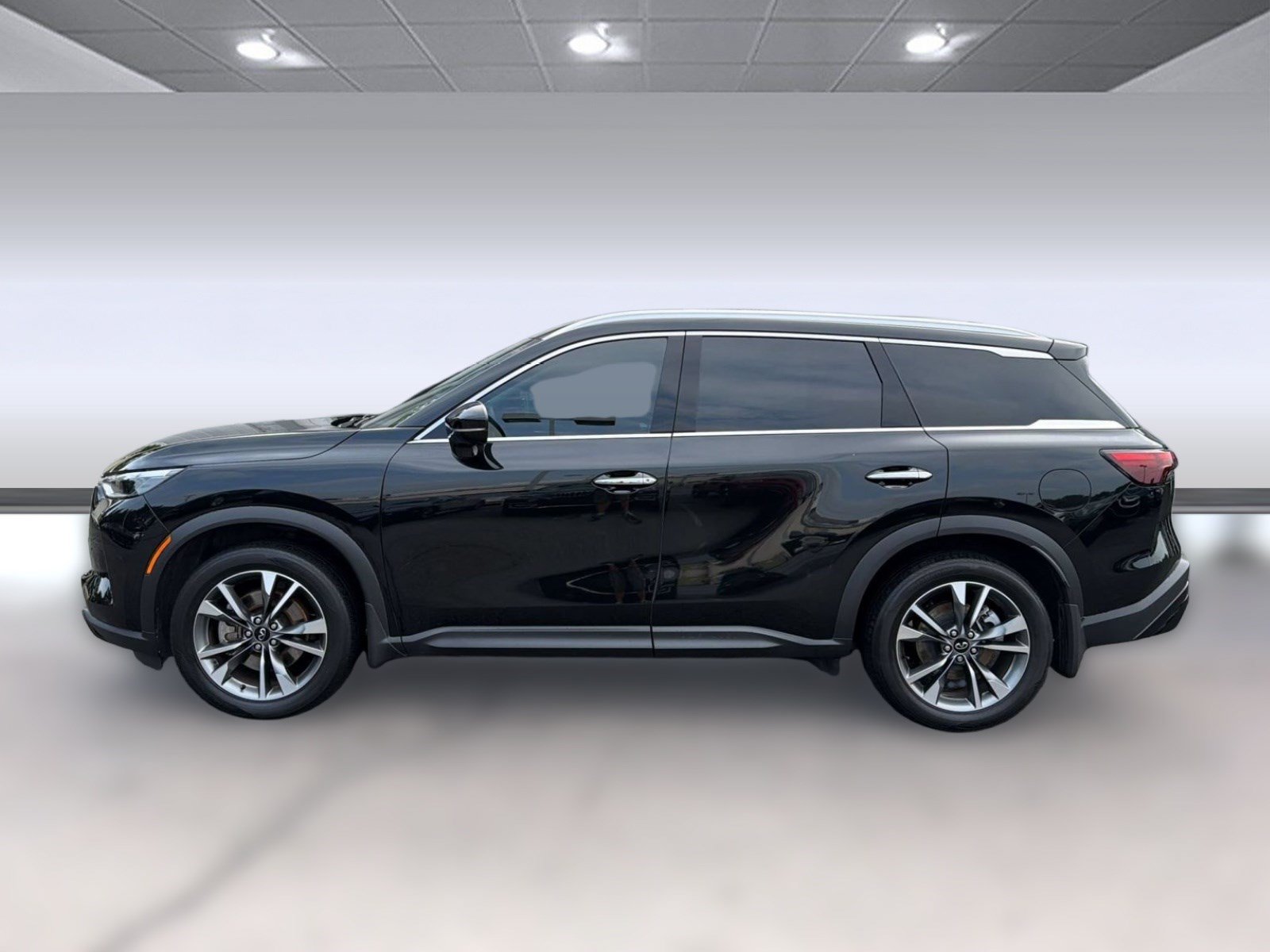 Used 2023 INFINITI QX60 Luxe w/ Performance Audio Package AWD/4WD image 2
