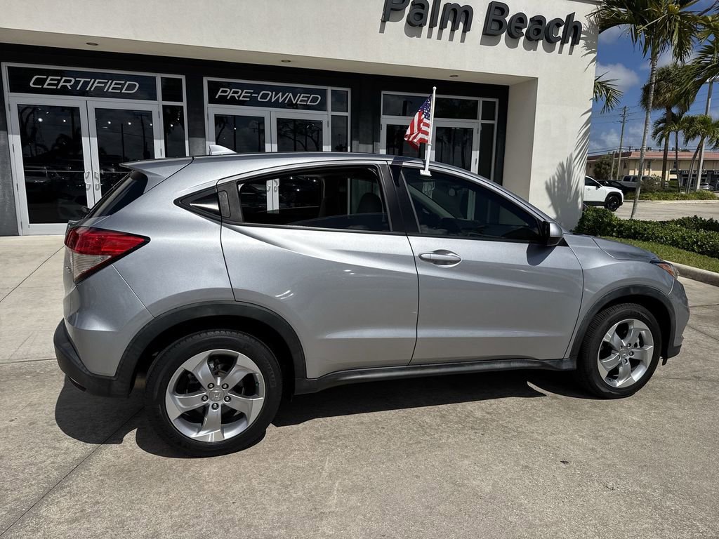 Used 2020 Honda HR-V LX image 5