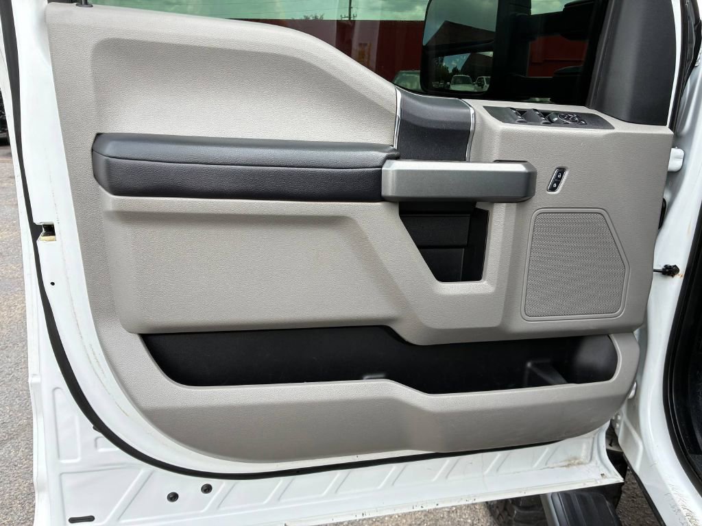 Used 2017 Ford F350 XLT AWD/4WD image 11
