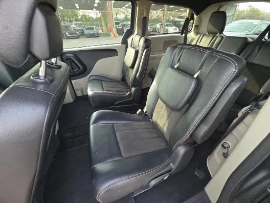 Used 2020 Dodge Grand Caravan SXT image 13