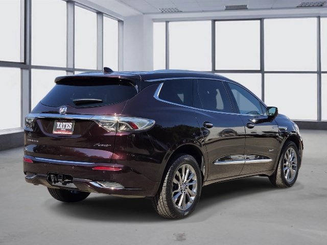 Used 2023 Buick Enclave Avenir w/ Avenir Technology Package FWD image 5