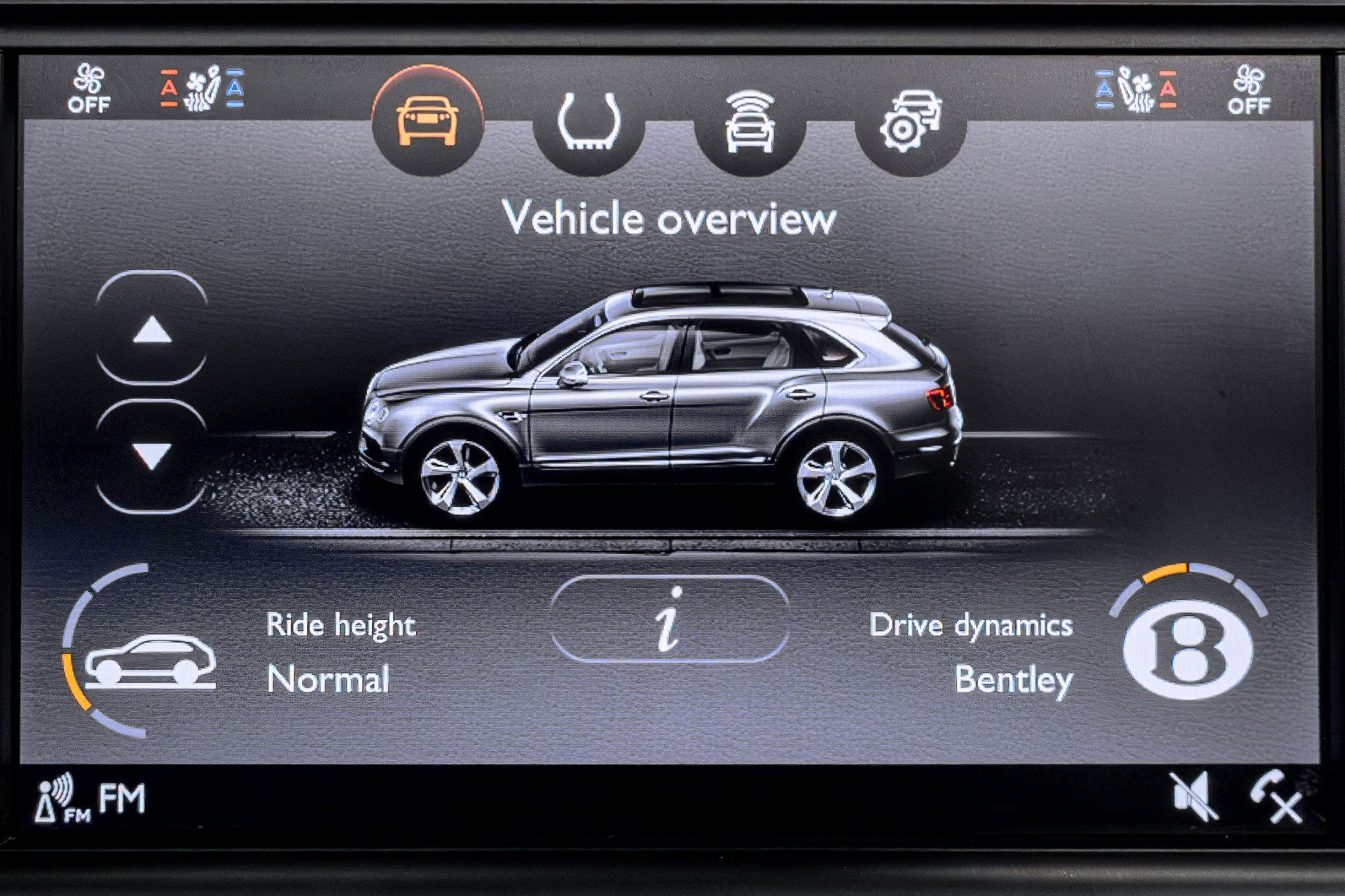 Used 2020 Bentley Bentayga Design Series image 66