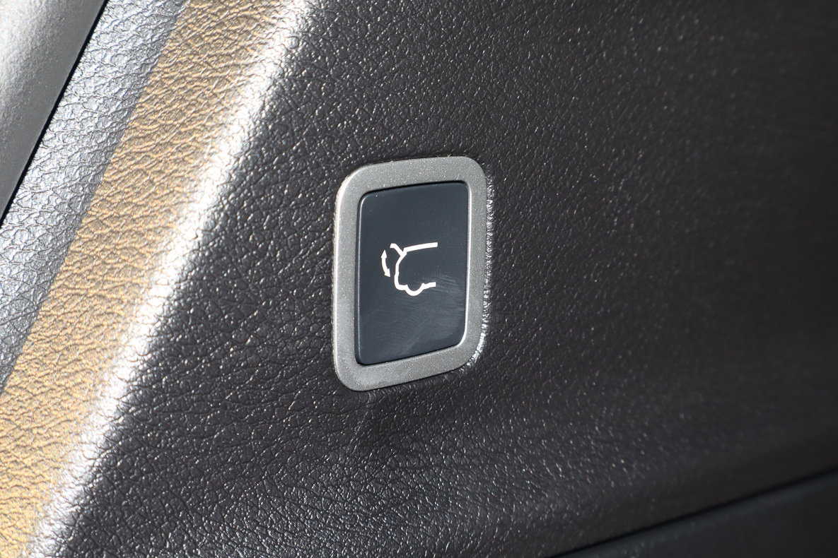 New 2026 Chrysler Pacifica Limited w/ S Appearance Package image 19