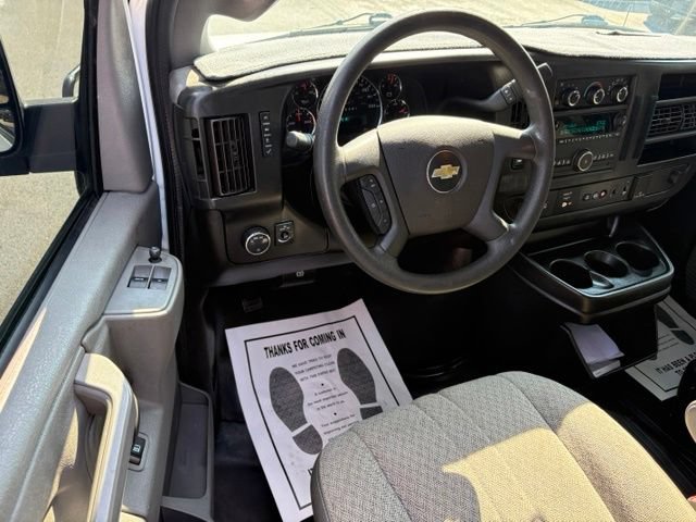 Used 2018 Chevrolet Express 3500 w/ Driver Convenience Package RWD image 13
