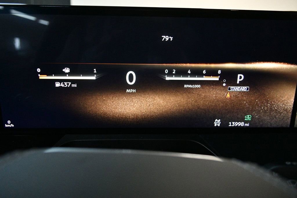 Used 2025 INFINITI QX80 Sensory image 43