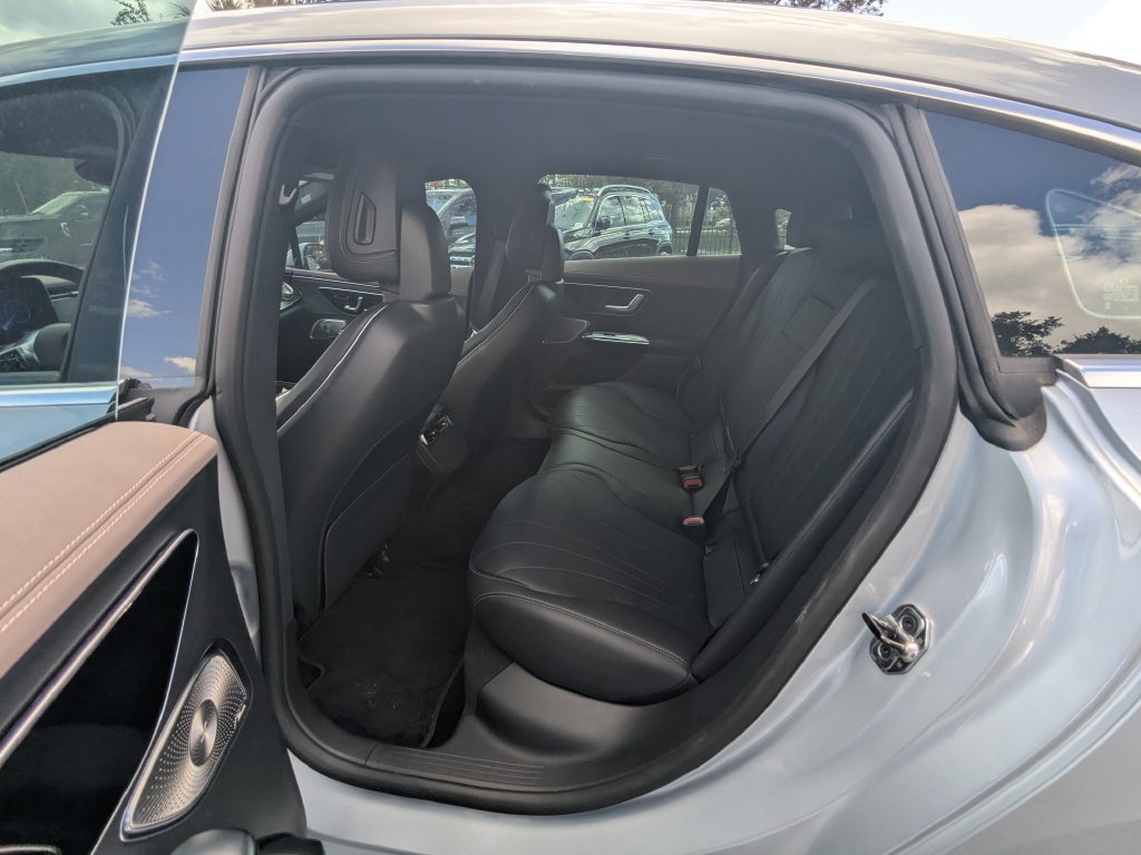 Certified 2023 Mercedes-Benz EQE 500 4MATIC Sedan image 29