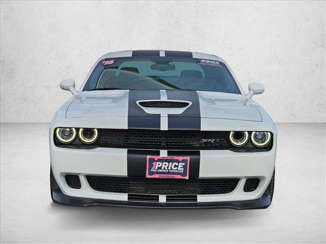 Used 2016 Dodge Challenger SRT Hellcat RWD image 2