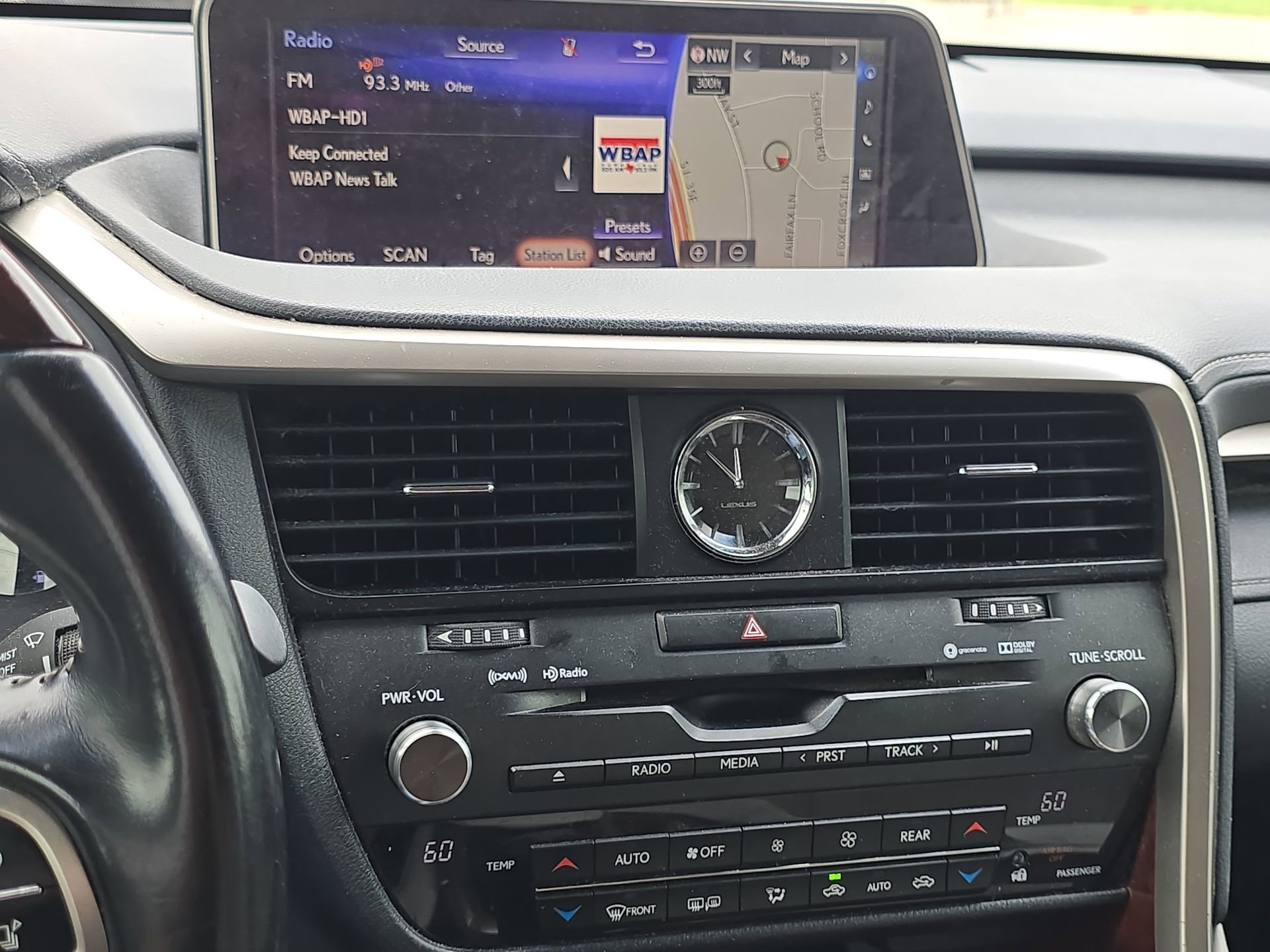 Used 2018 Lexus RX 350L FWD image 16
