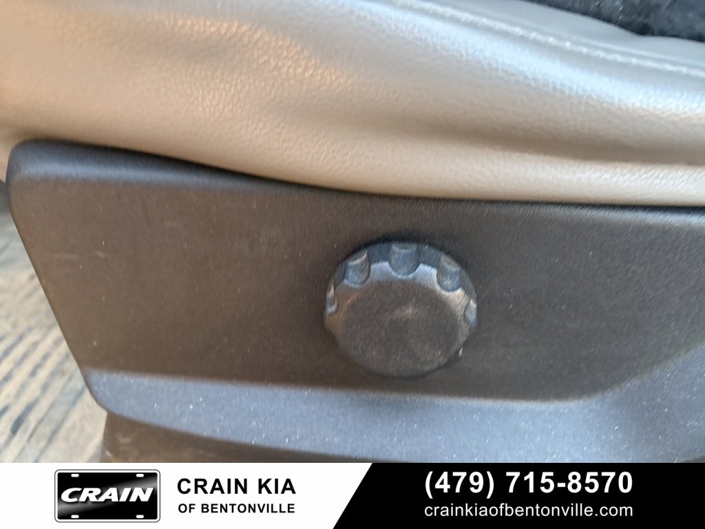 Used 2019 Ford F250 XL w/ Power Equipment Group image 18