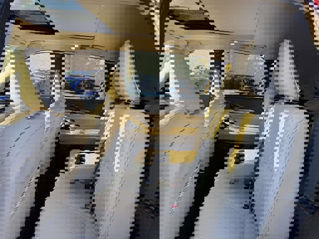 Used 2024 INFINITI QX60 Luxe image 12