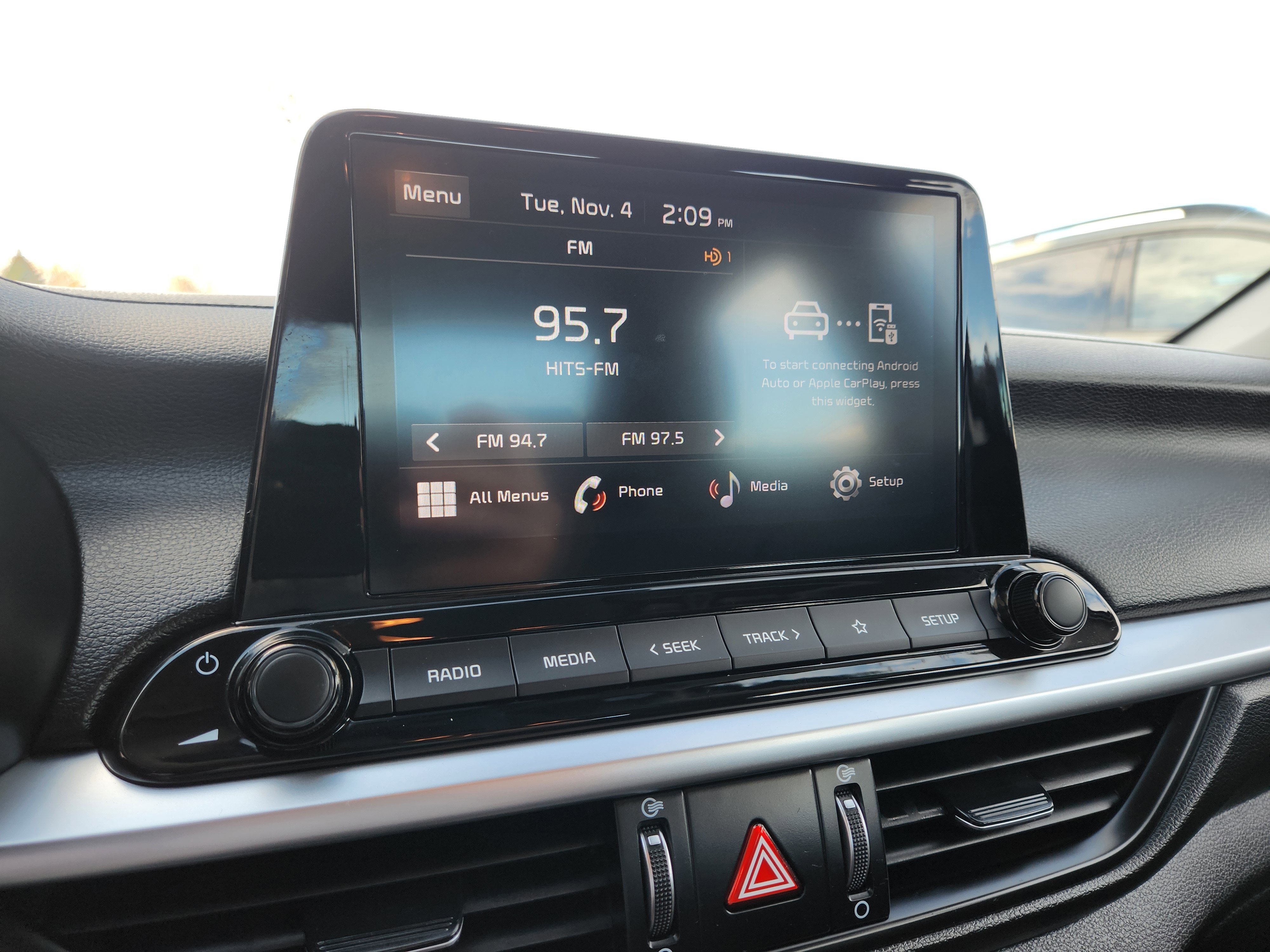 Used 2024 Kia Forte LXS w/ LXS Technology Package image 20