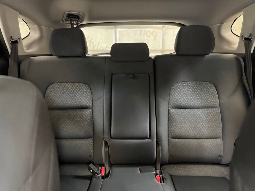 Used 2018 Hyundai Tucson Sport AWD/4WD image 13
