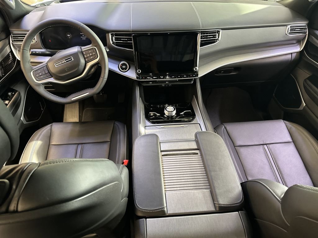 New 2026 Jeep Grand Wagoneer L Limited AWD/4WD image 20